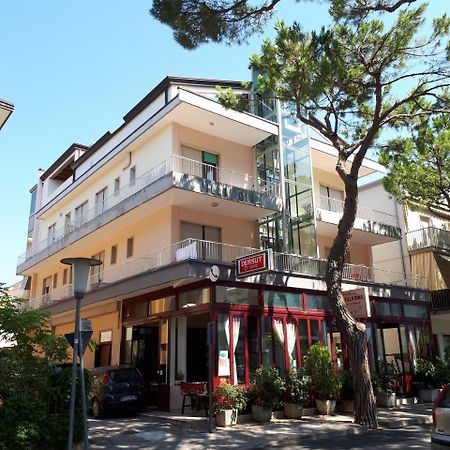 Hotel Villa Dina Lido di Jesolo Ngoại thất bức ảnh