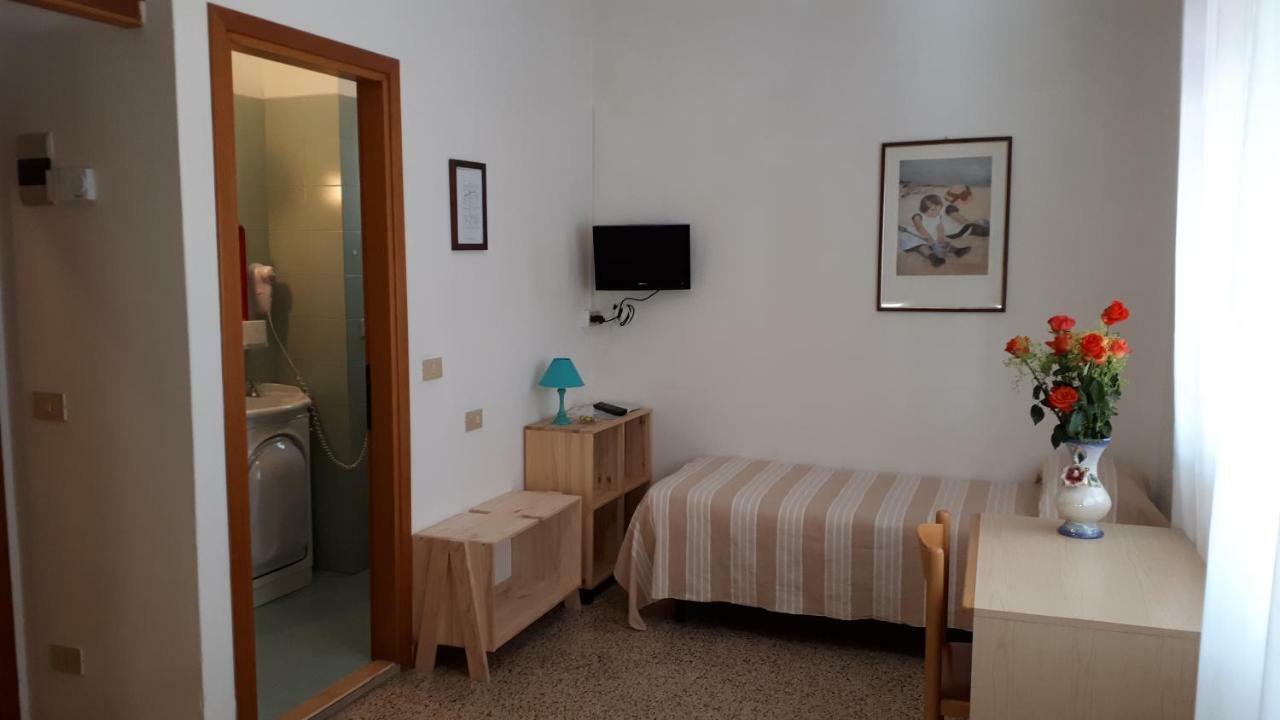Hotel Villa Dina Lido di Jesolo Ngoại thất bức ảnh