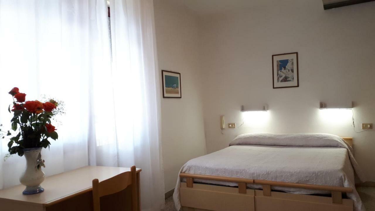 Hotel Villa Dina Lido di Jesolo Ngoại thất bức ảnh