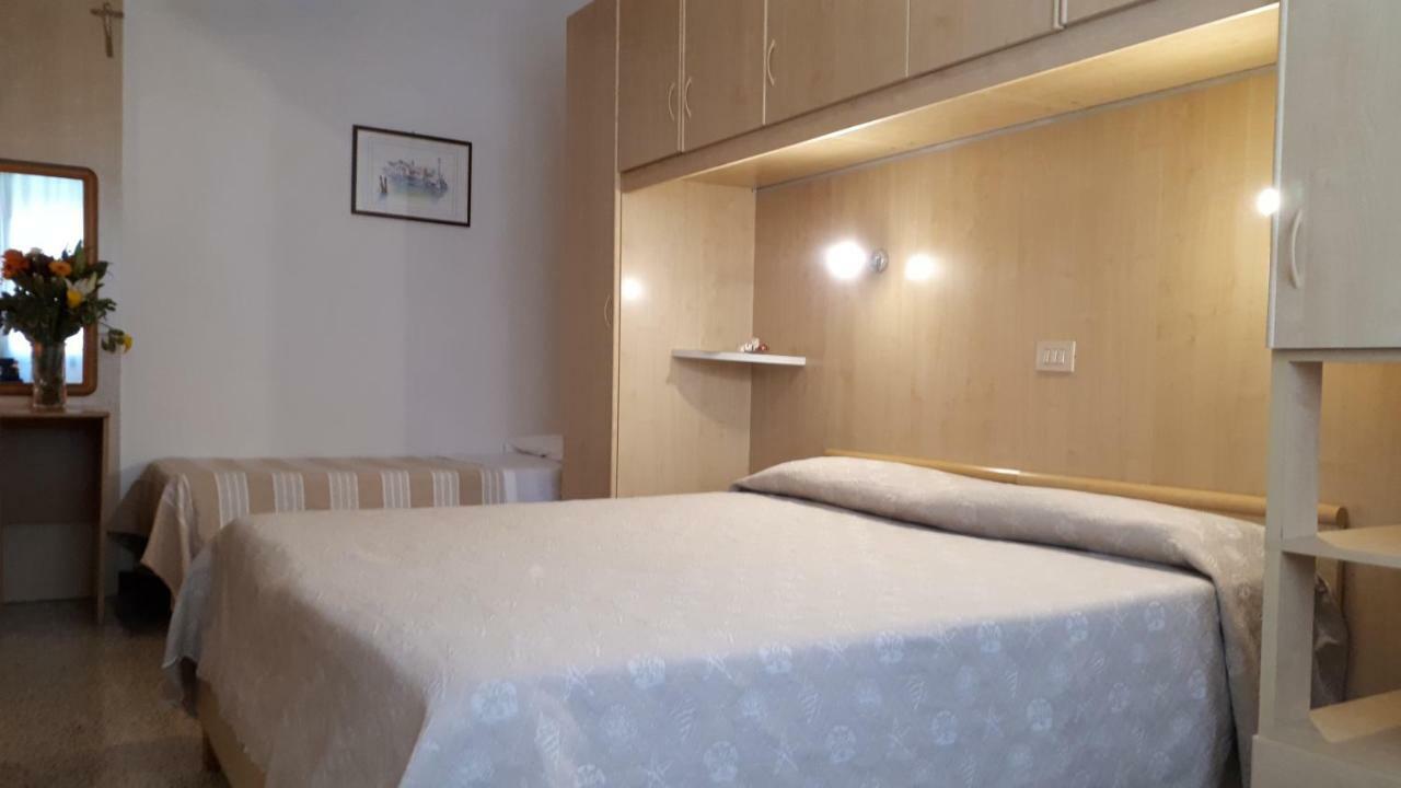 Hotel Villa Dina Lido di Jesolo Ngoại thất bức ảnh