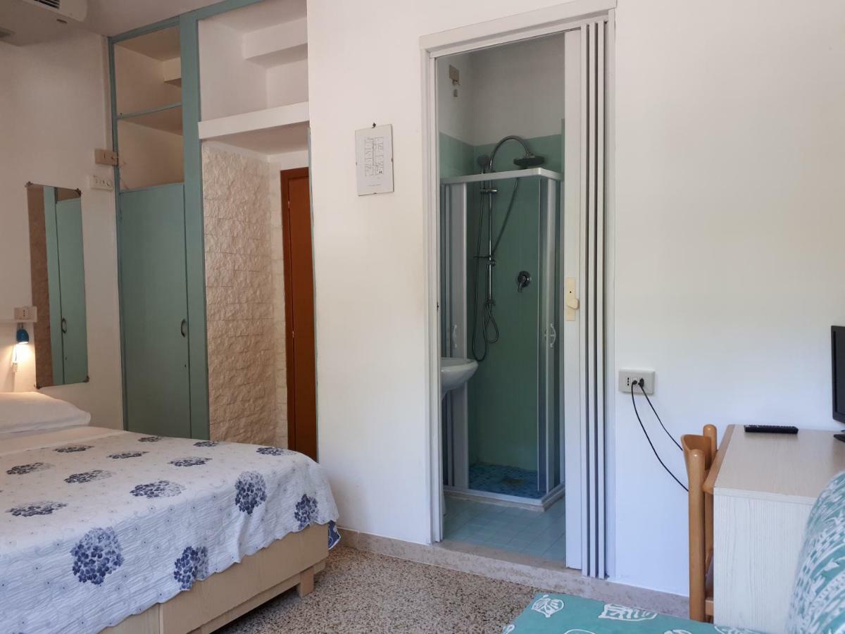 Hotel Villa Dina Lido di Jesolo Ngoại thất bức ảnh