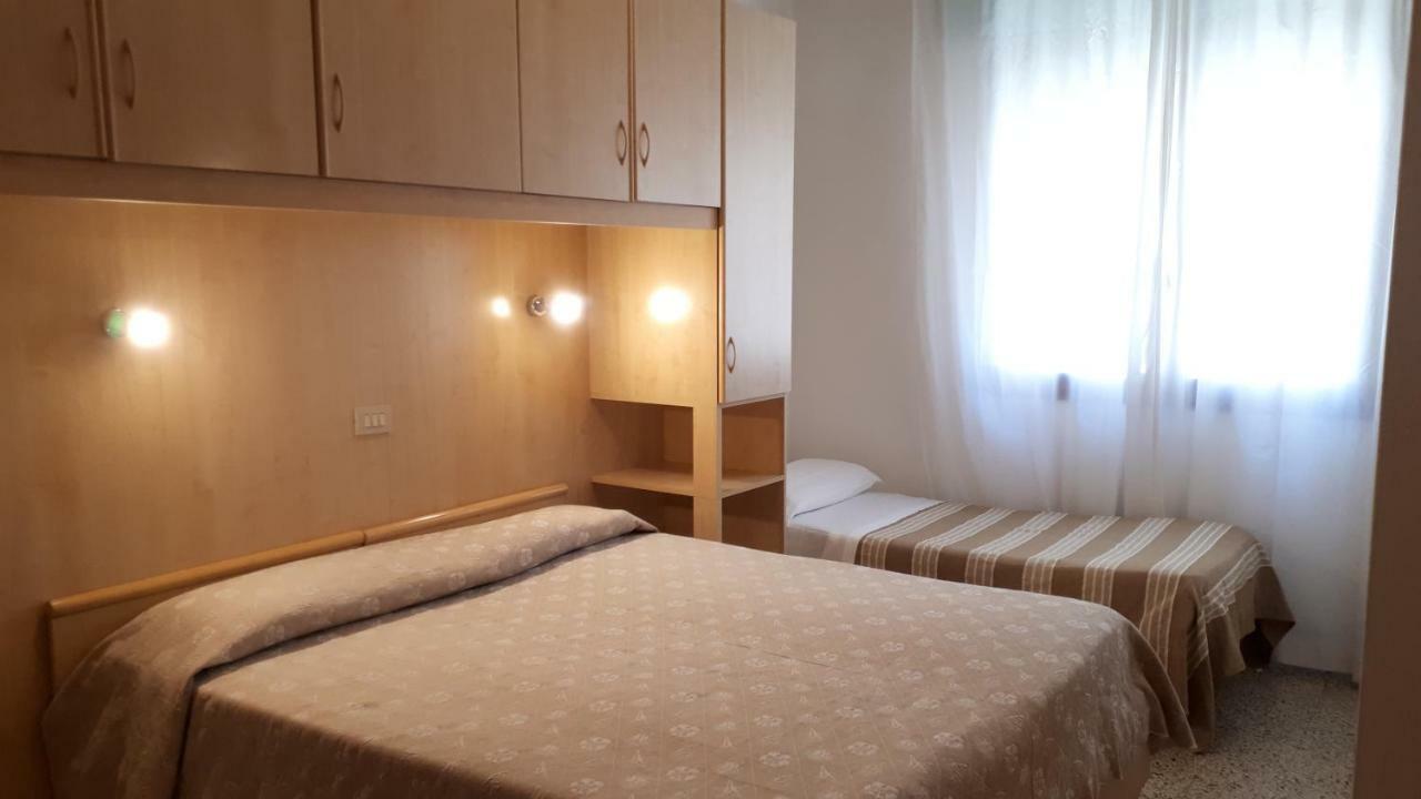 Hotel Villa Dina Lido di Jesolo Ngoại thất bức ảnh