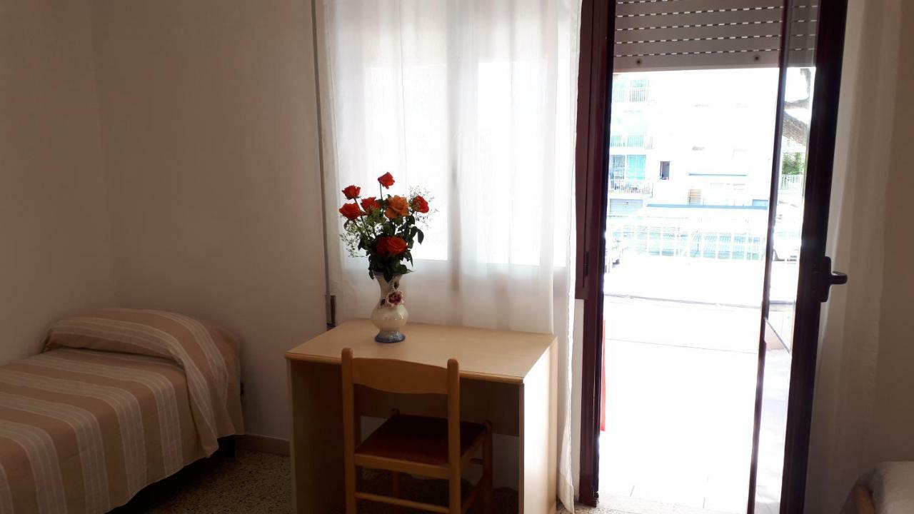 Hotel Villa Dina Lido di Jesolo Ngoại thất bức ảnh